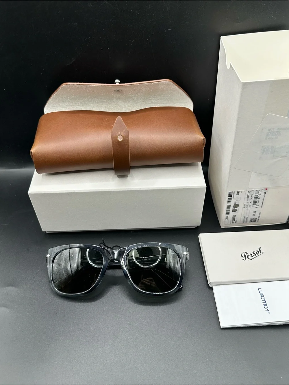 Persol Smoke Gray Acetate Polarized Sunglasses NWOT Full Presentation